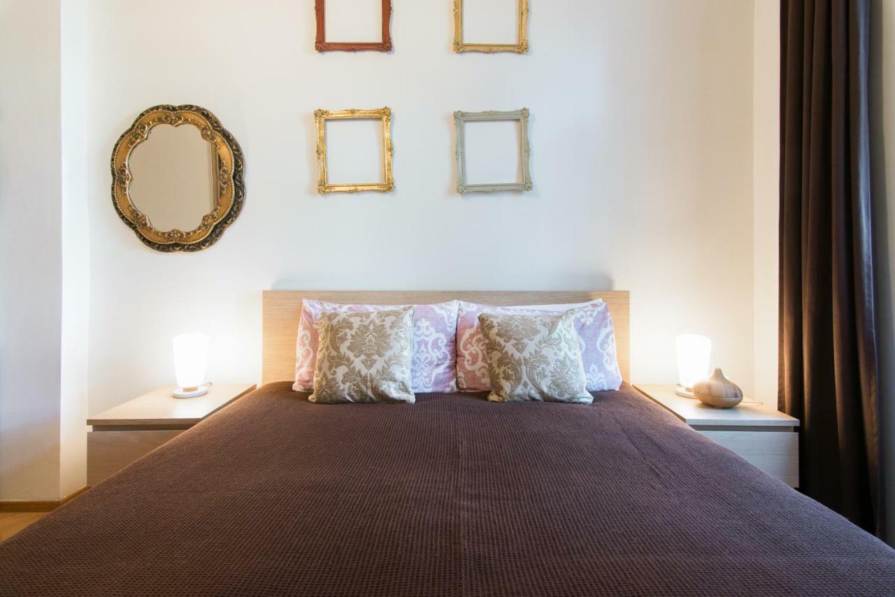 Apartment Victoria Design Stays - Apartment Slavojova *
