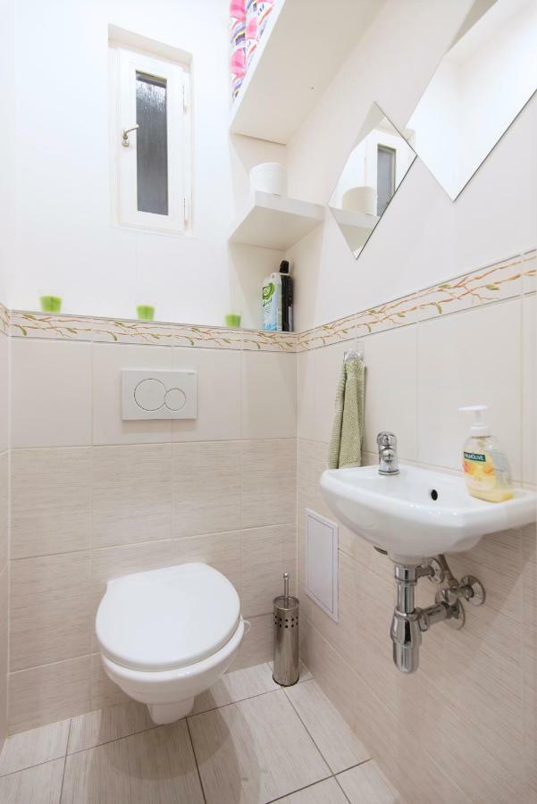 Victoria Design - Slavojova *